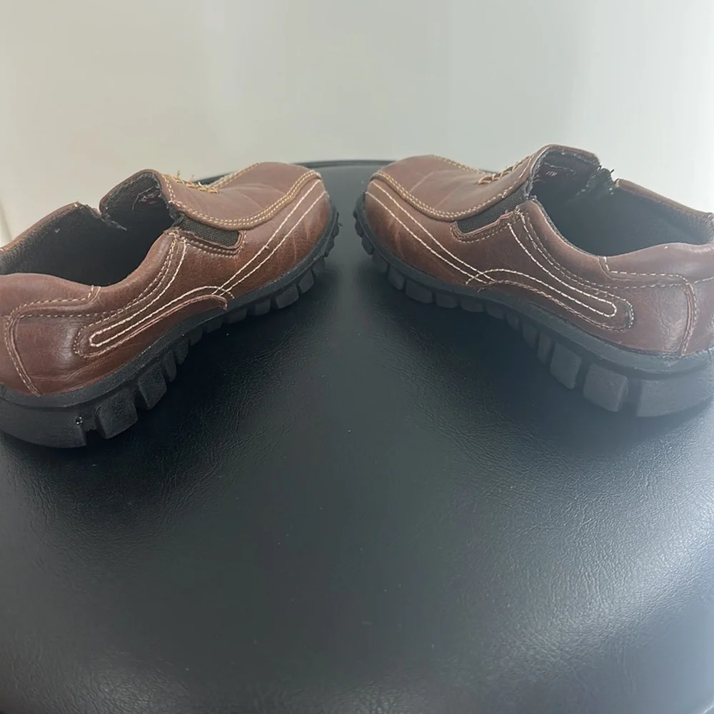 Boys brown dress‎ shoes size 8